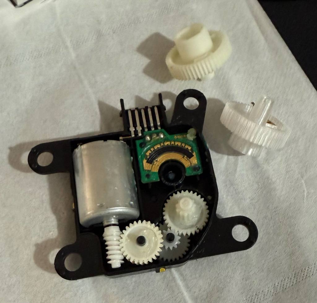 Механизм для A/C Blend Door Hyundai i20 (2010-2015)