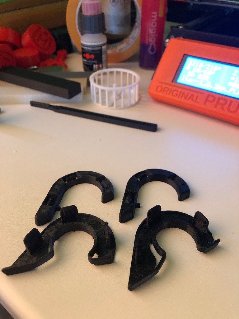 Запчасть для полки Golf Mk7