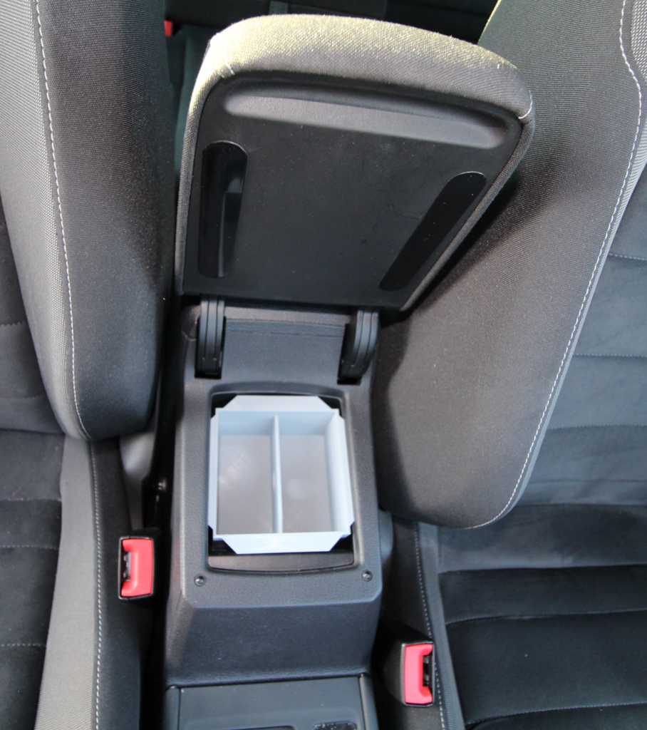 Хранение в подлокотнике VW Golf VII (MK7)