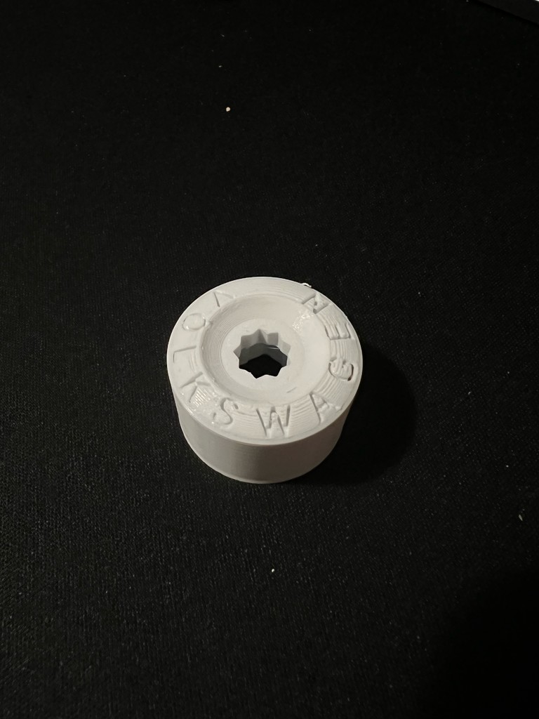 Колпачок для болта колеса