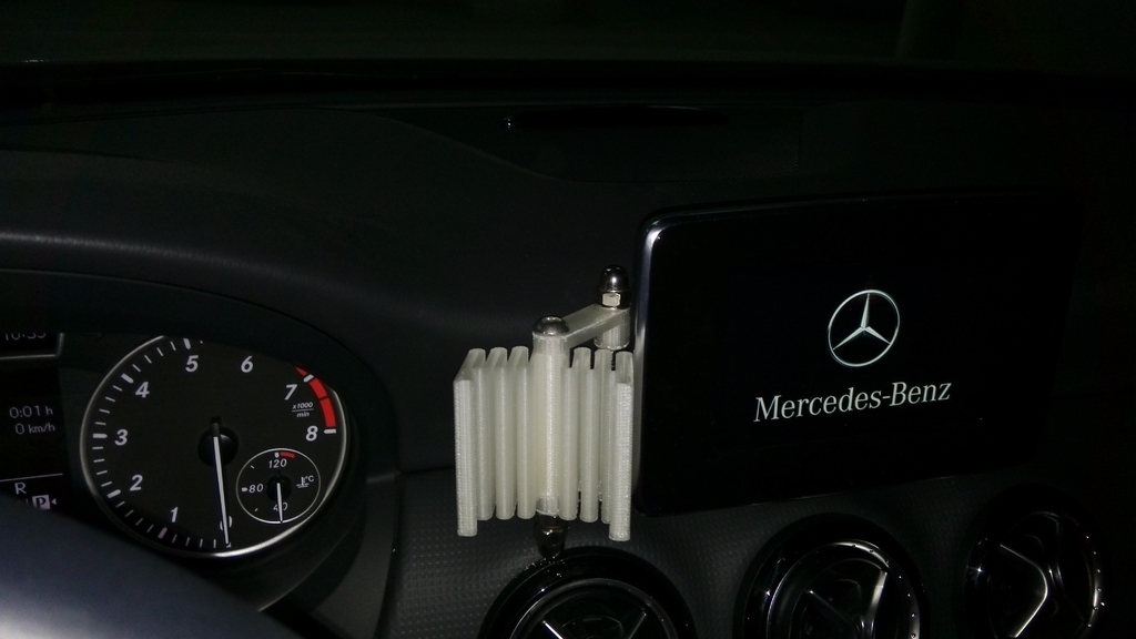 Держатель для телефона в автомобиль