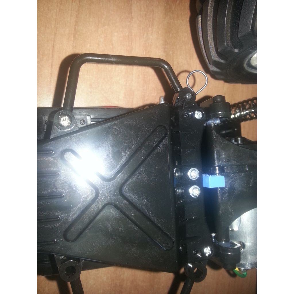 Кронштейн трансмиссии для шасси CW 01