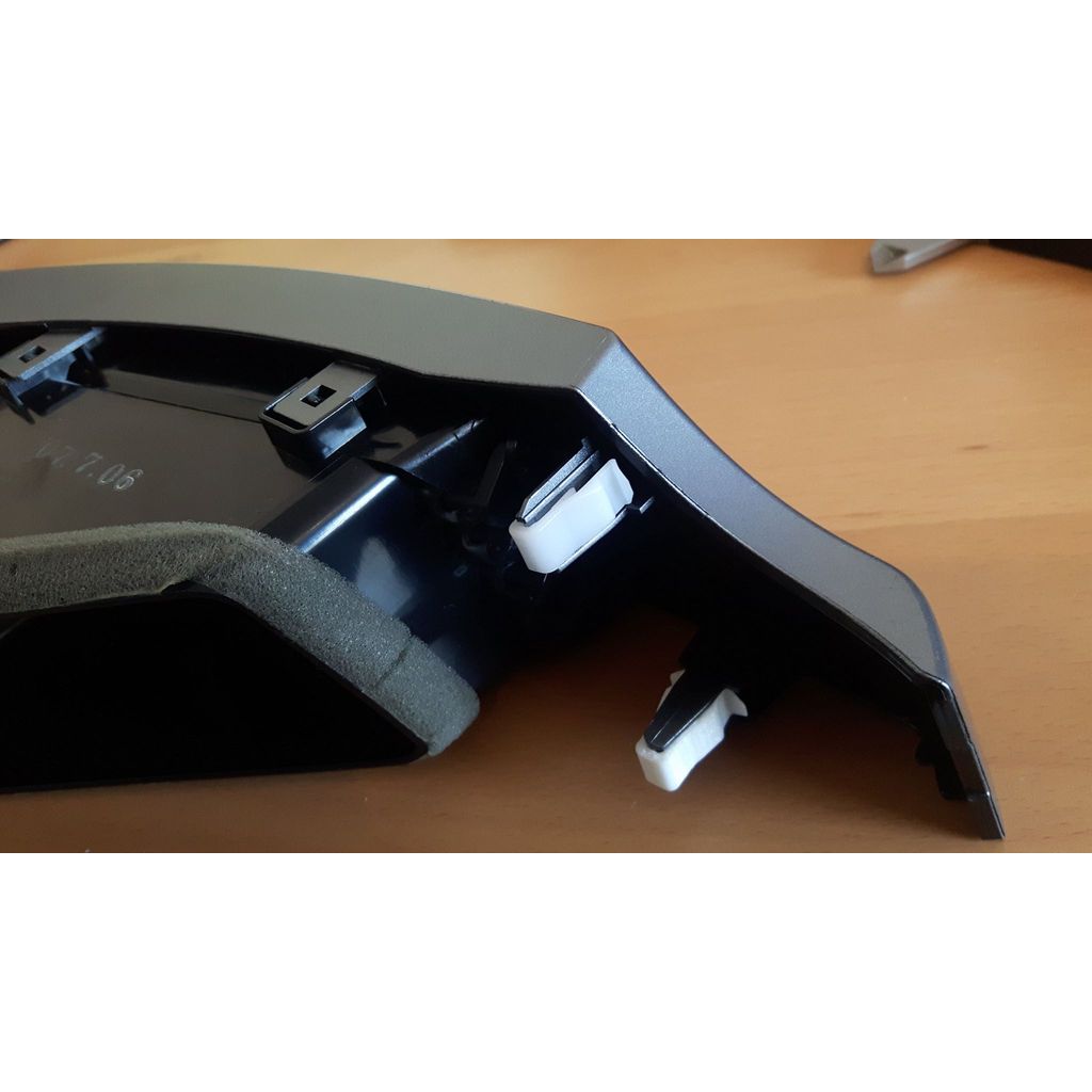 Клипса для установки CarPC