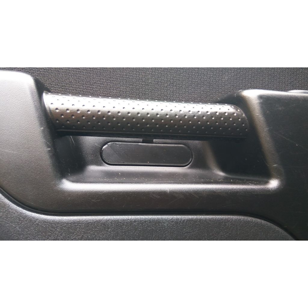 Заглушка ручки двери Mitsubishi Pajero Pinin