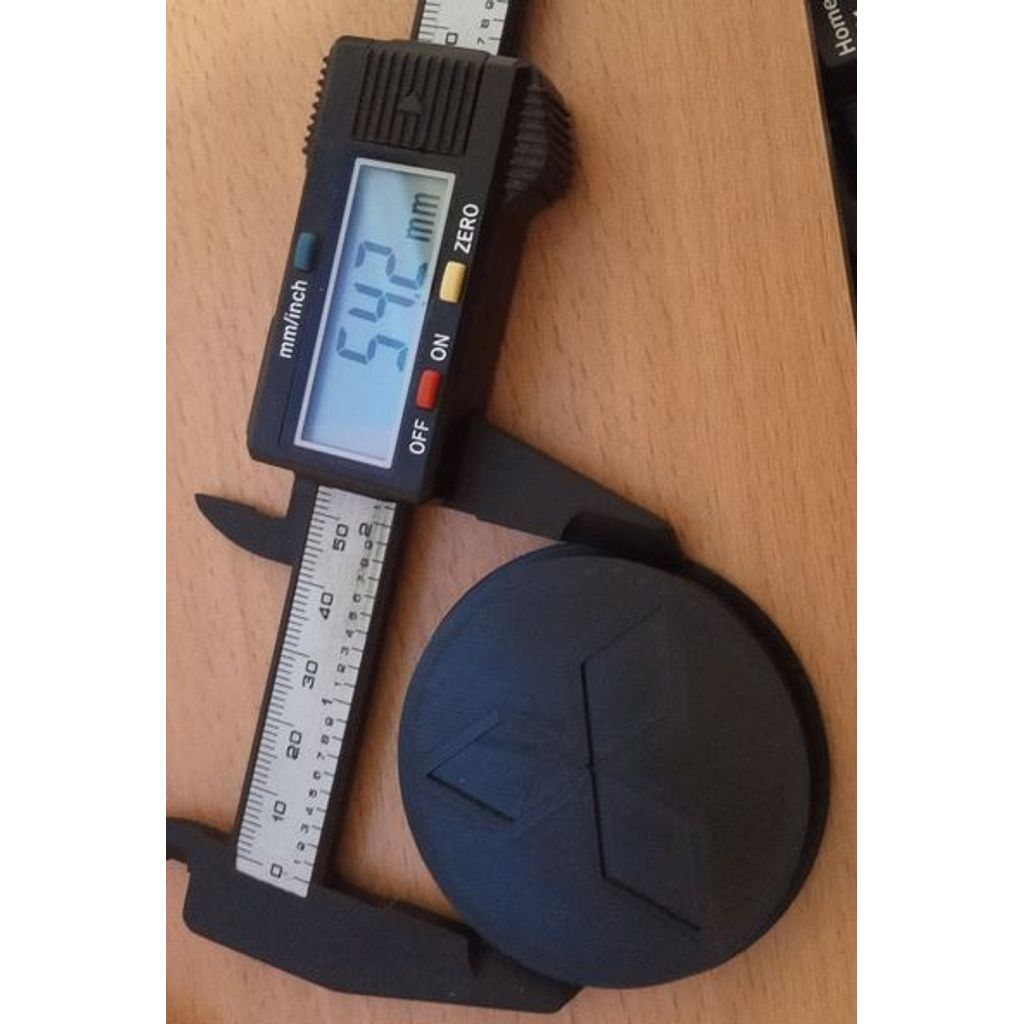 Центральная заглушка для колеса Mitsubishi