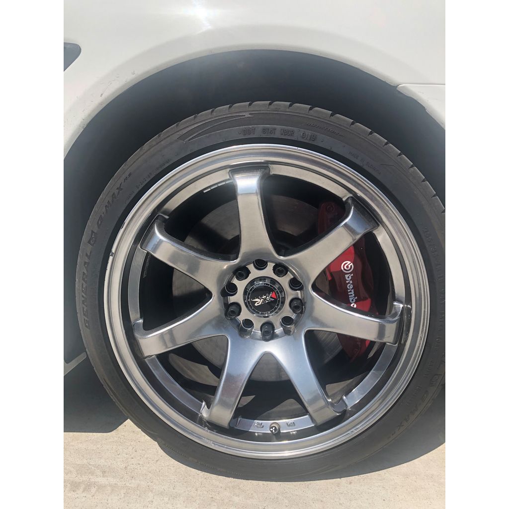 Модель 3D для EVA X с логотипом Mitsubishi