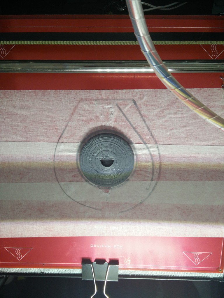 Клон капотного украшения