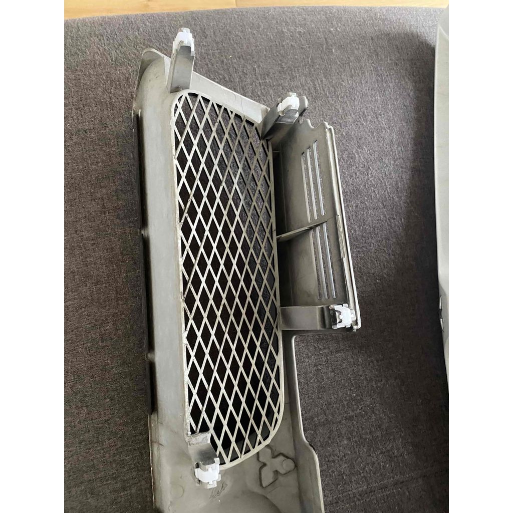 Вариация крепления решетки