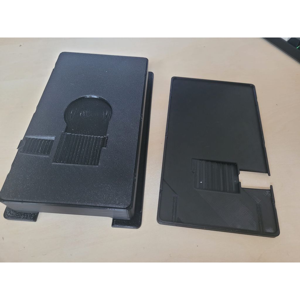 Беспроводное зарядное устройство для Mitsubishi Outlander