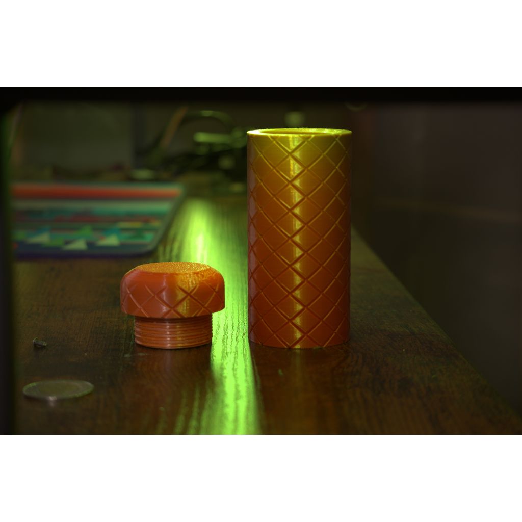 Бутылка с крупной насечкой