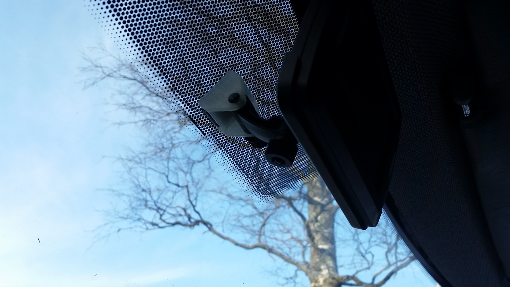 Адаптер для замены заднего зеркала на ЖК-экран