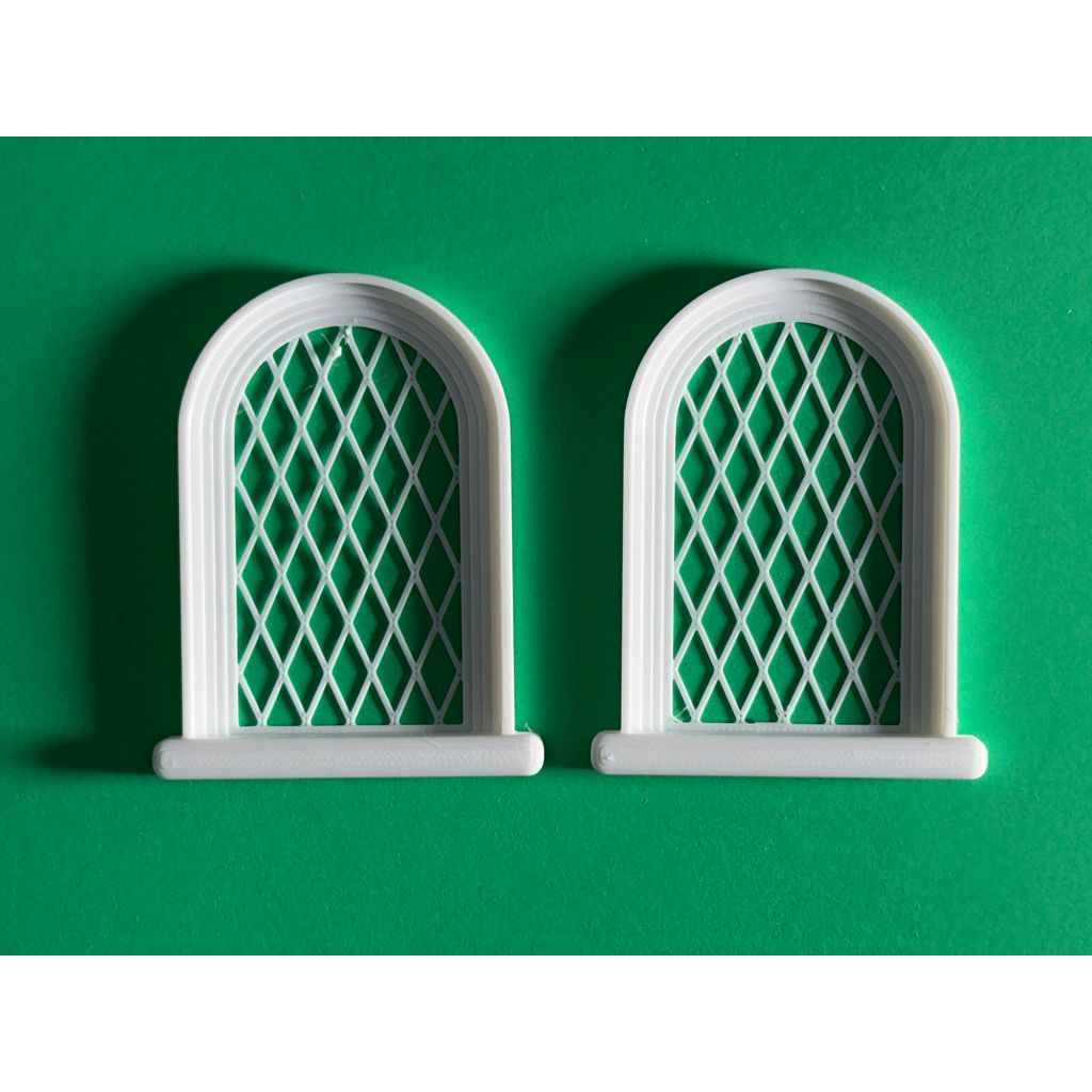 Окно в кукольном доме