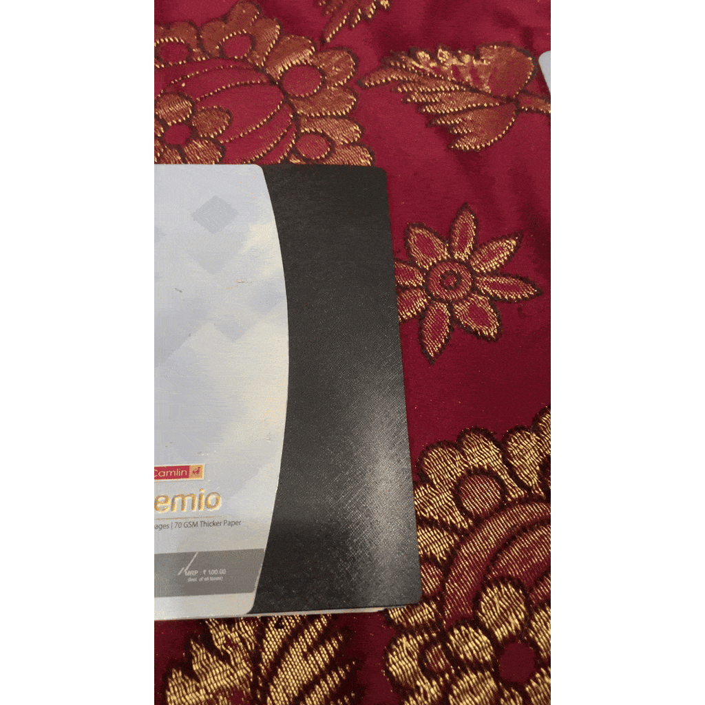 Зажим для книги с интегрированным держателем для ручки