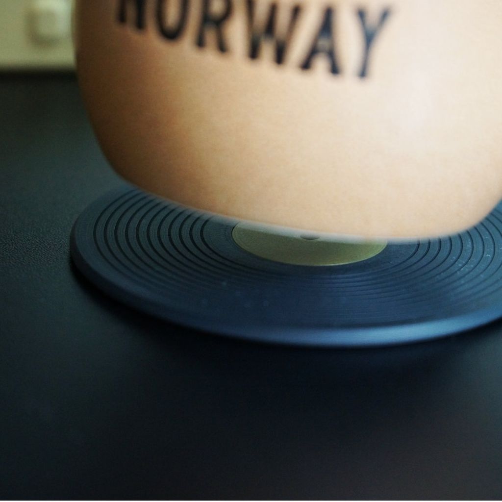 Набор подставок в стиле граммофона