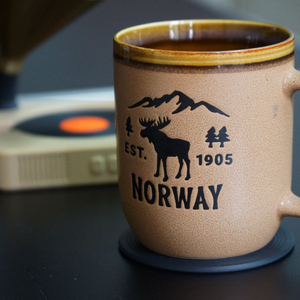 Набор подставок в стиле граммофона