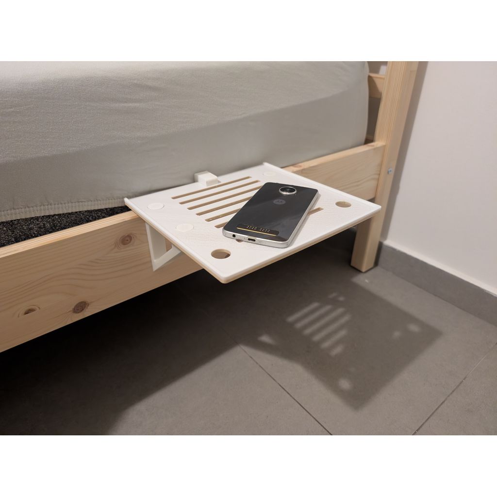 Настенный стеллаж для кровати