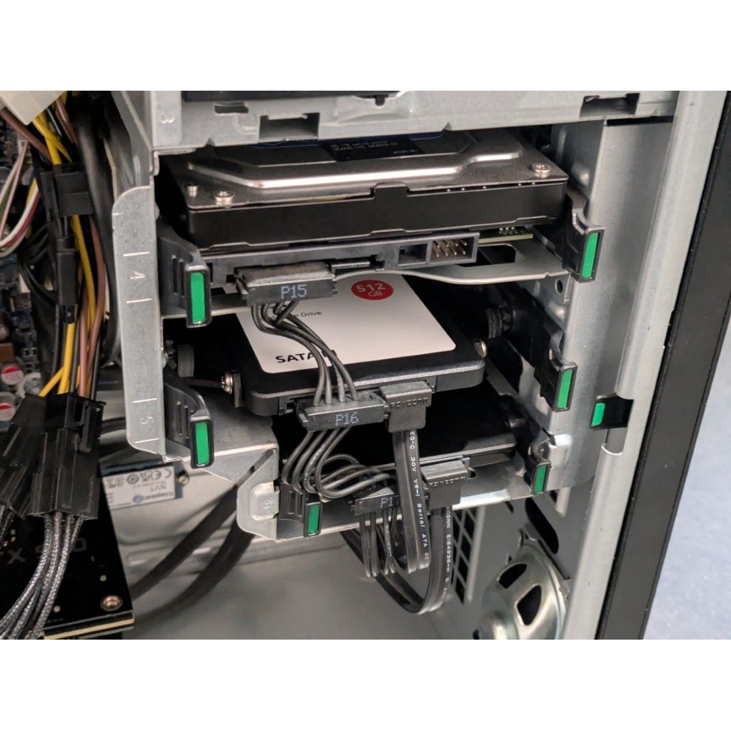 Адаптер для 2,5" жестких дисков в 3,5" корзину