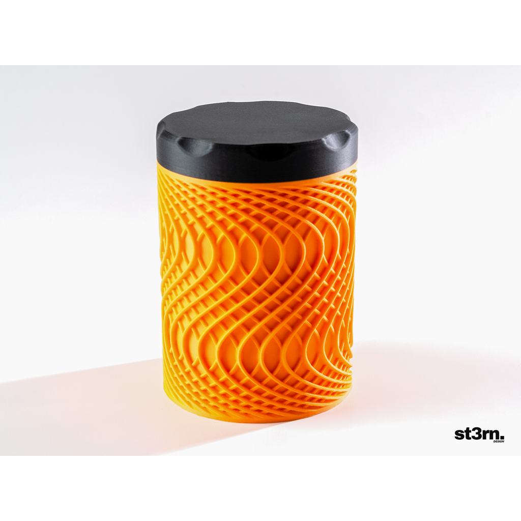 Скульптурный контейнер с изогнутыми линиями