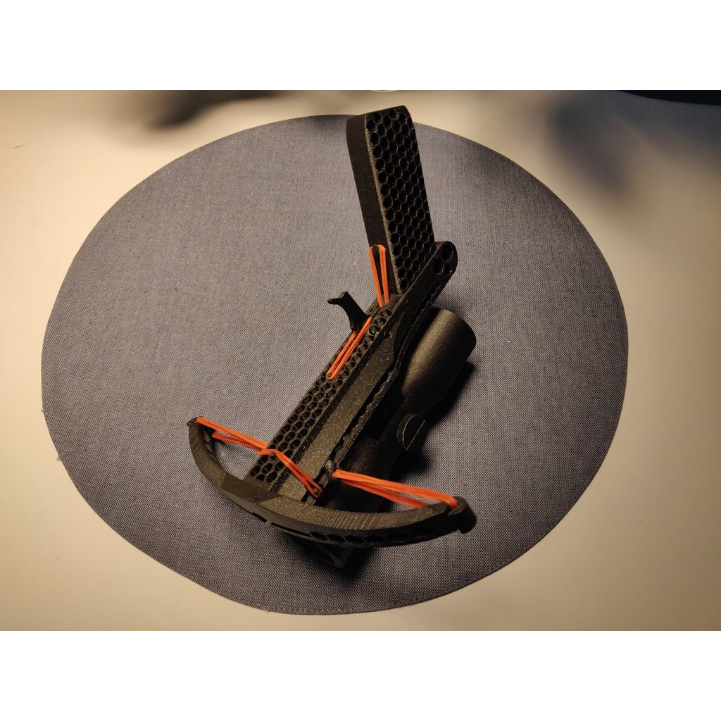 Наружный арбалет с насадным прицелом