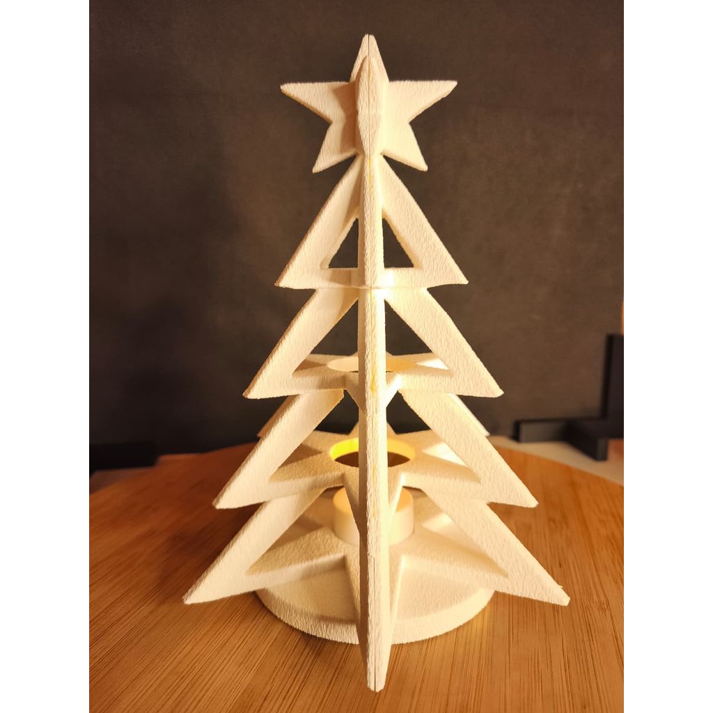 Тихое Сияние – Геометрическая Рождественская Елка