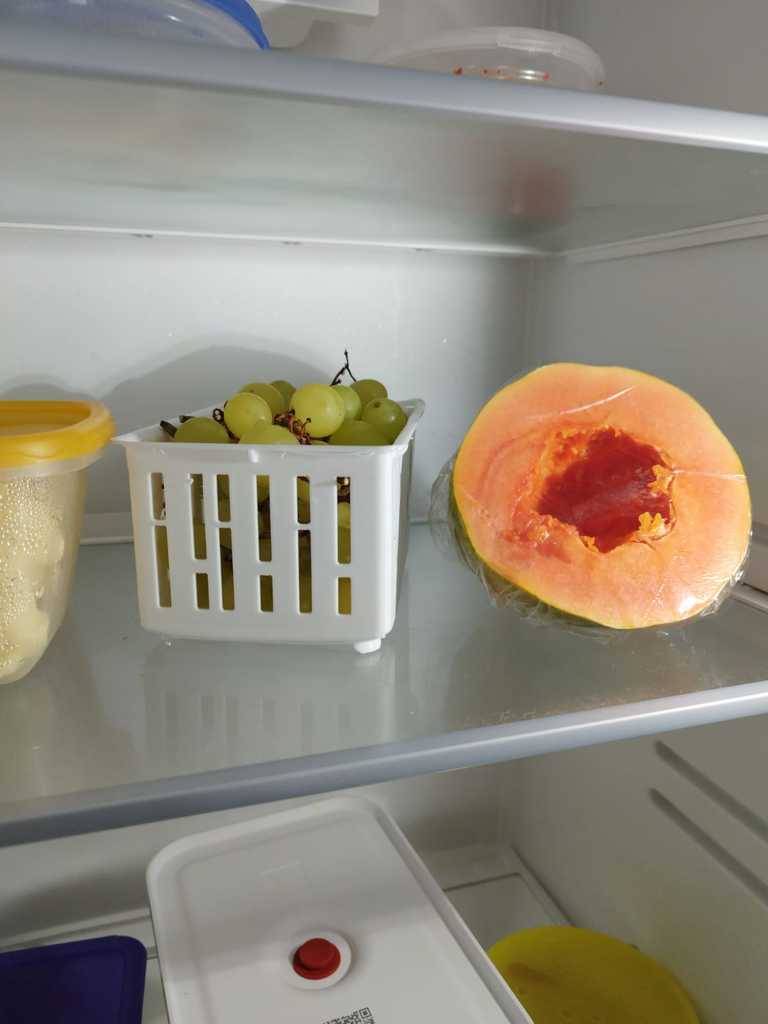 Многоуровневая корзина для холодильника с вентиляционными отверстиями