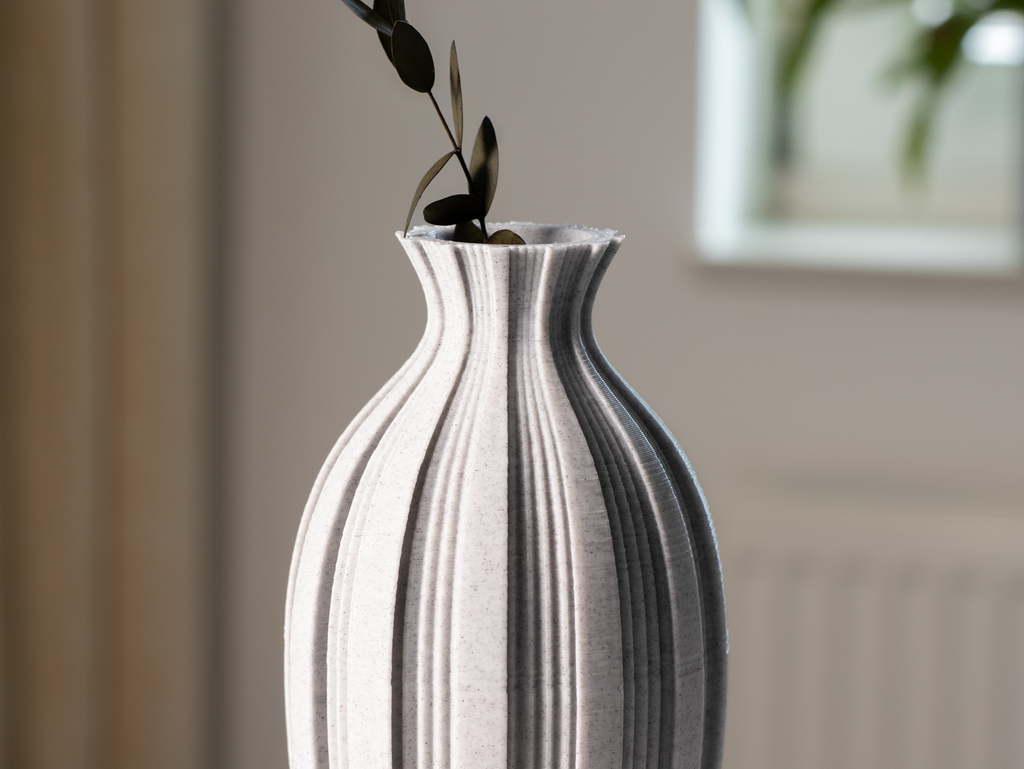 Современная ваза SKYE