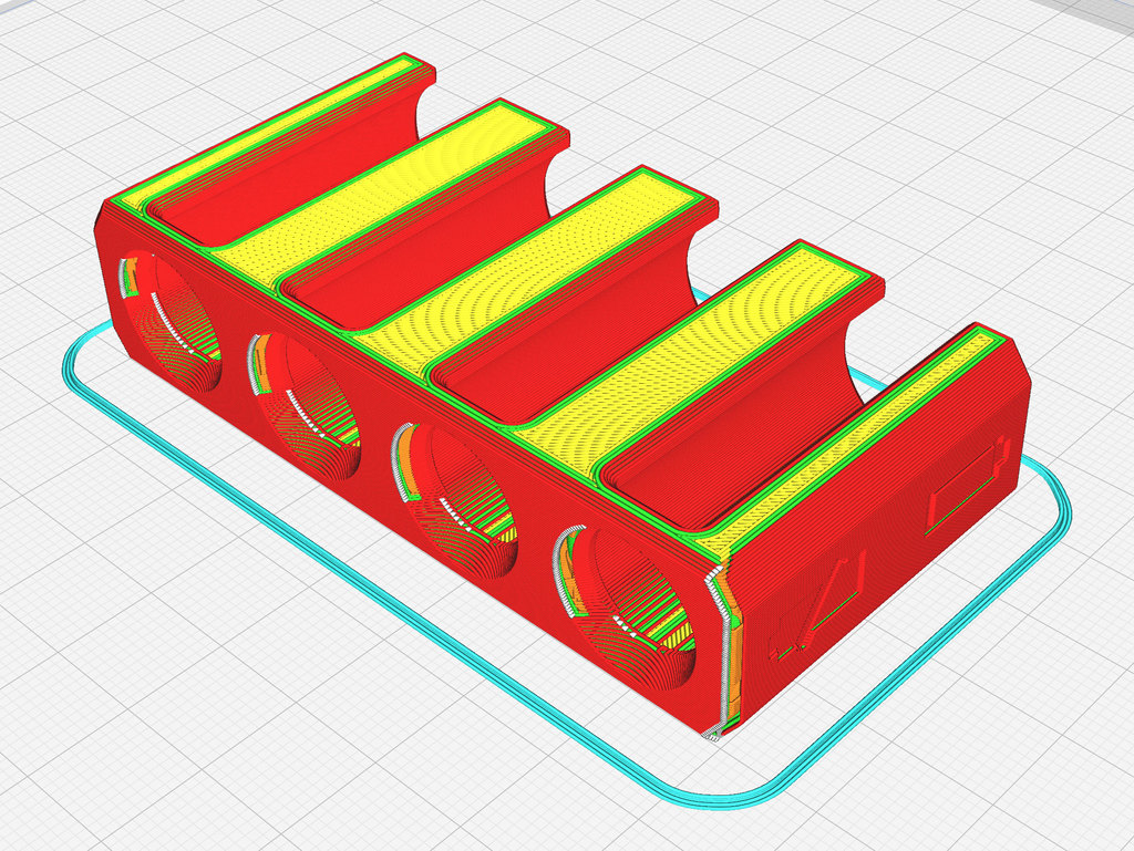 Компактный аккумуляторный блок на 4xCR123