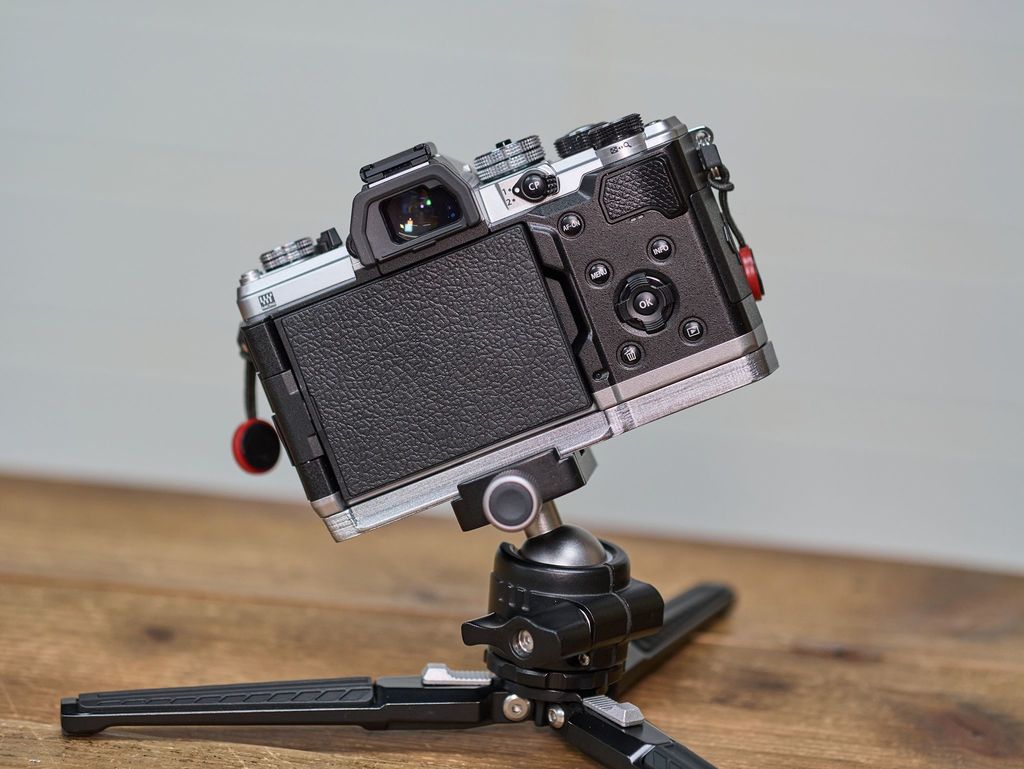 Пластина ARCA SWISS для OM-system OM-3