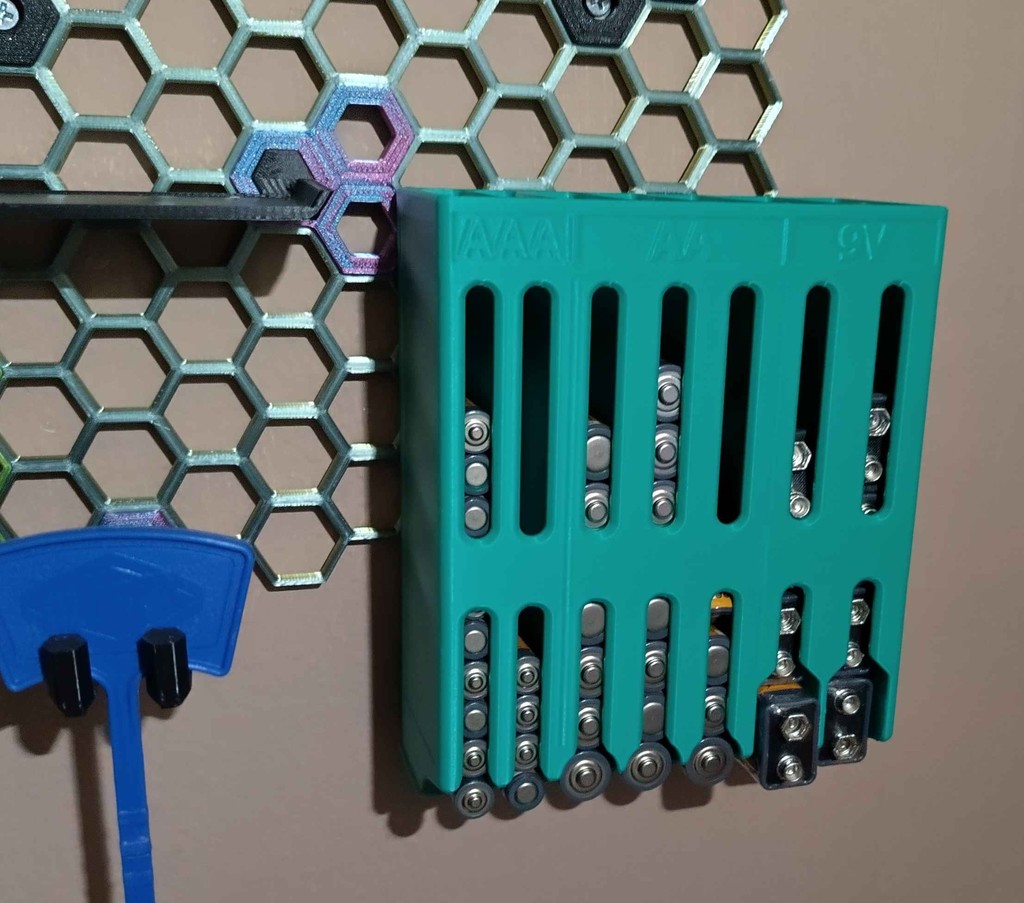 Крепление для диспенсера батарей HSW