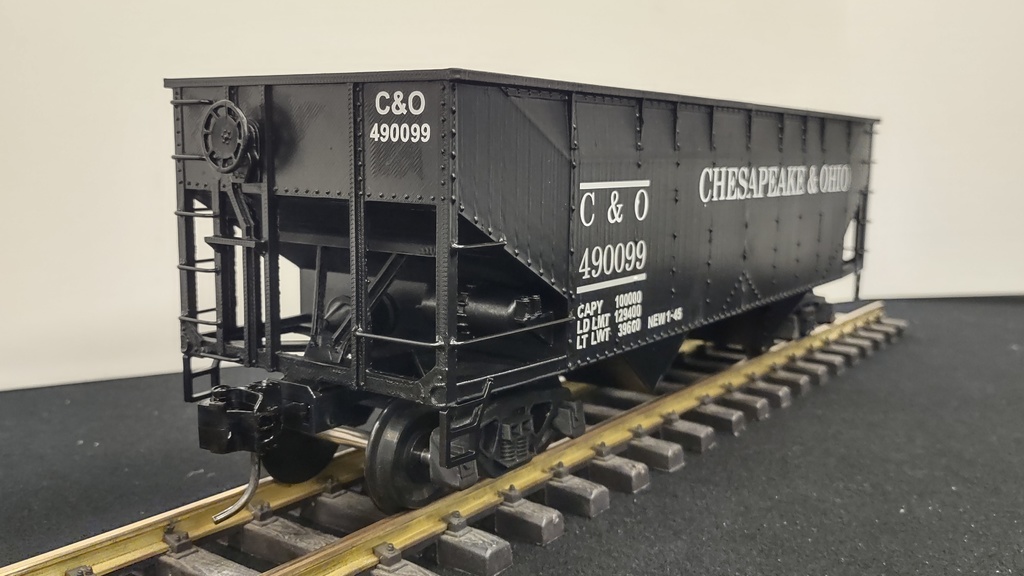 Модель 1:29 двухсекционного вагончика-хоппера