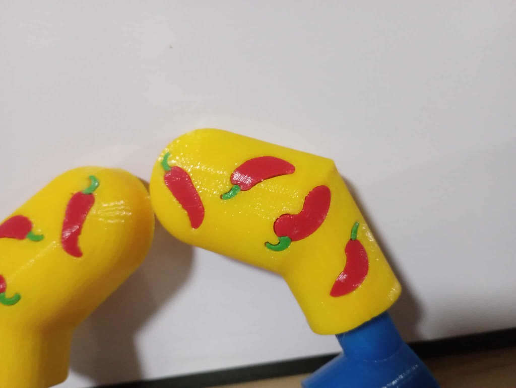 Гигантская минифигура Гонзо из Muppets