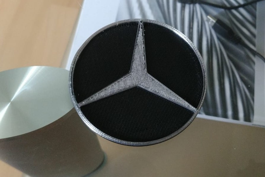 Подставка для стаканов Mercedes