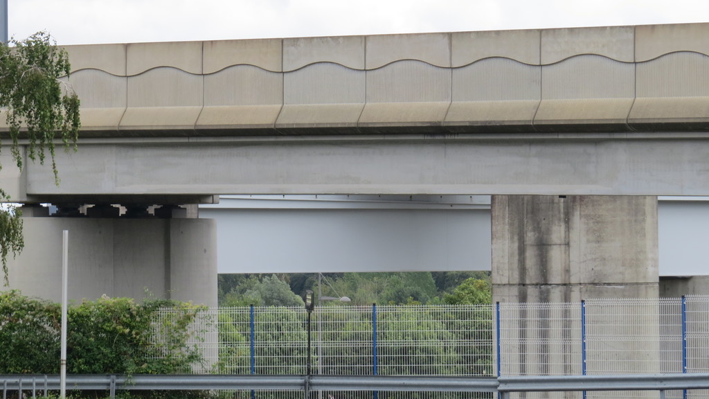 Модель моста SNCF TGV Atlantique в масштабе N - HO