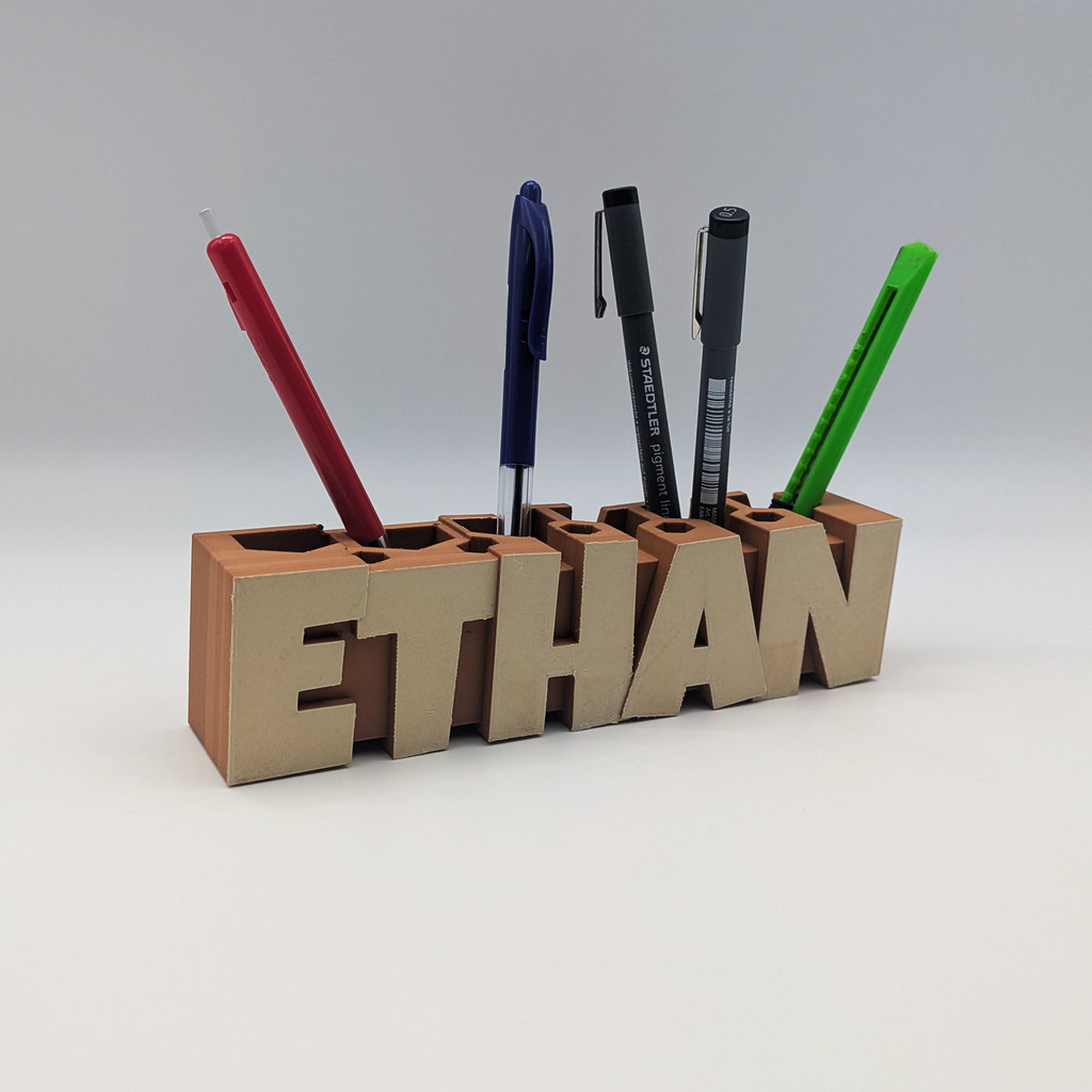 Подставка для ручек - Коллекция популярных имен