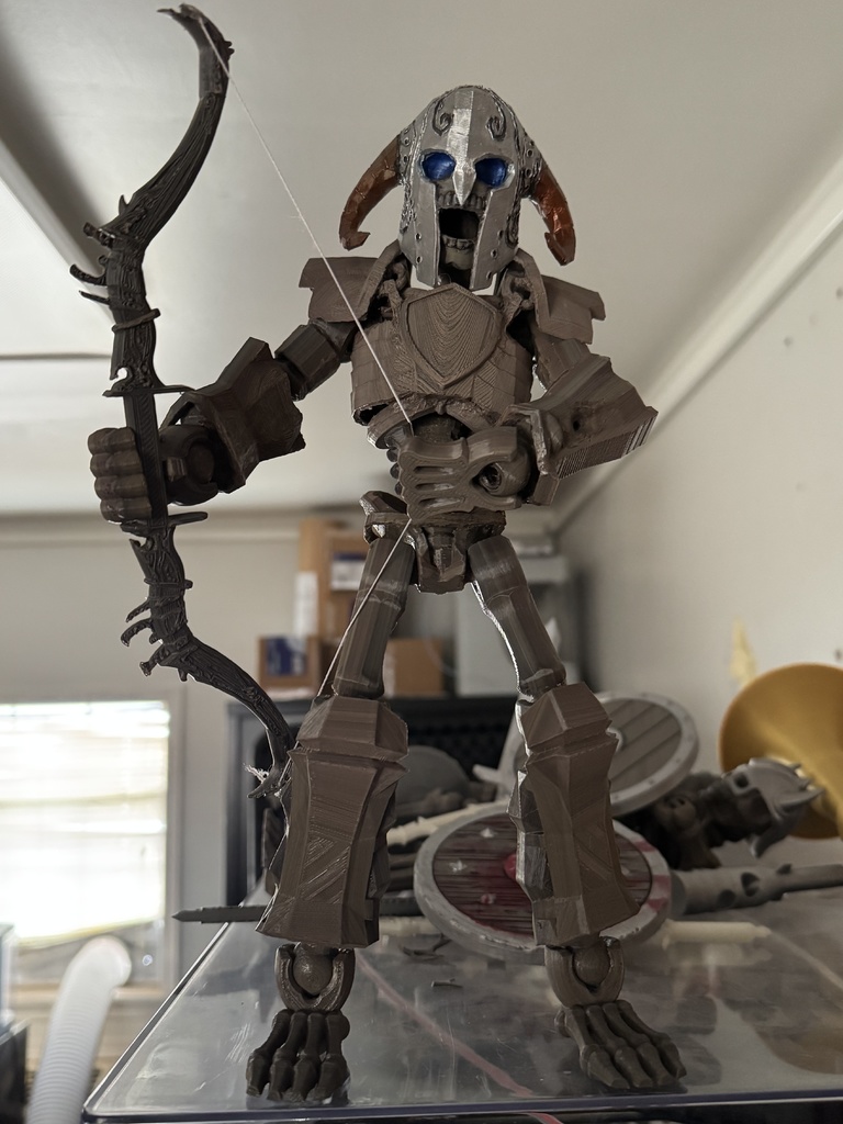 Скелет Древнего Норда и Щит Кровавого