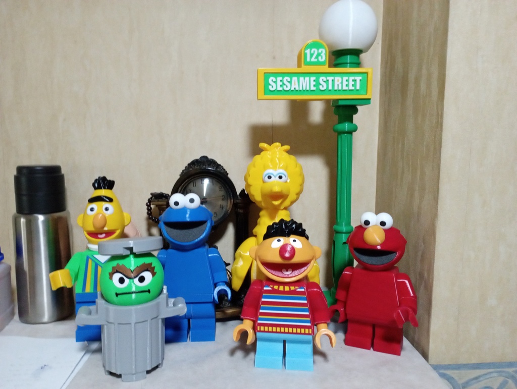 Набор гигантских минифигур Sesame Street