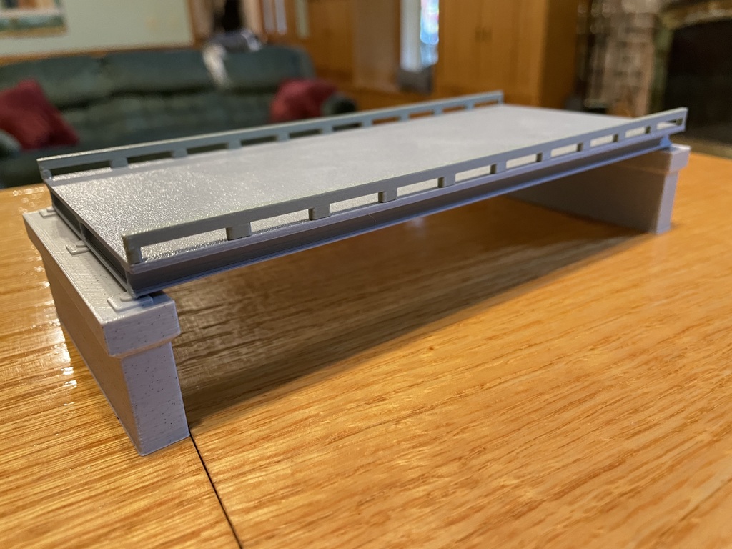 Мост через реку Middle Loop в масштабе HO