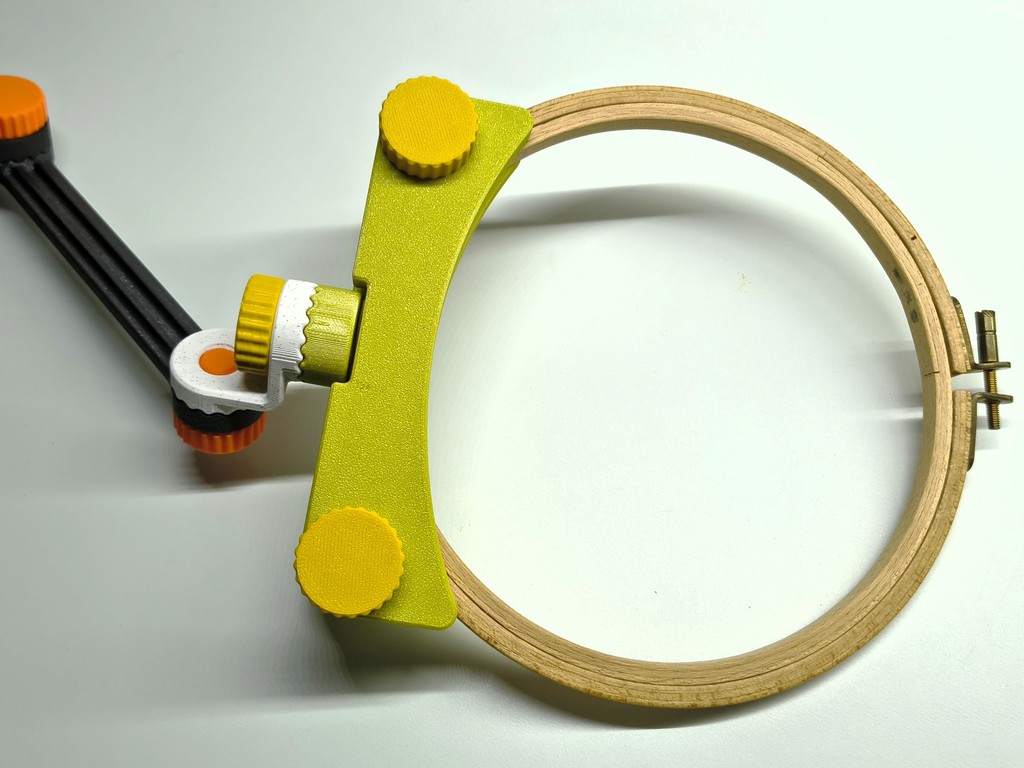 Держатель для вышивальных пялец