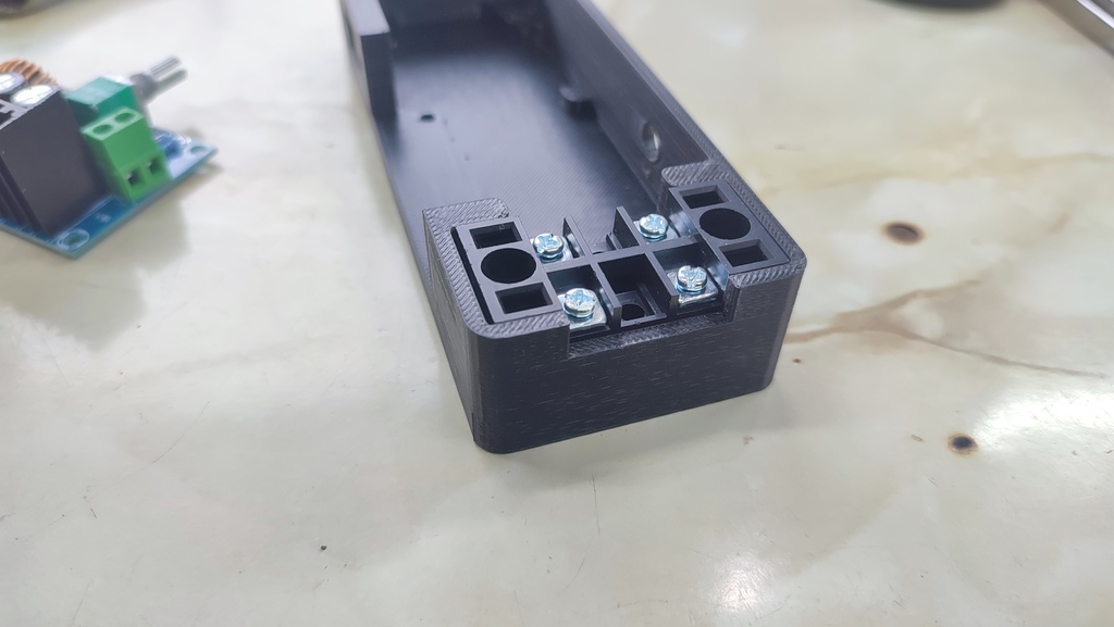 Мобильный регулятор напряжения