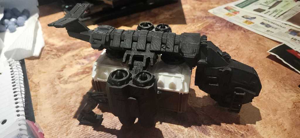 Готический грузоподъемник