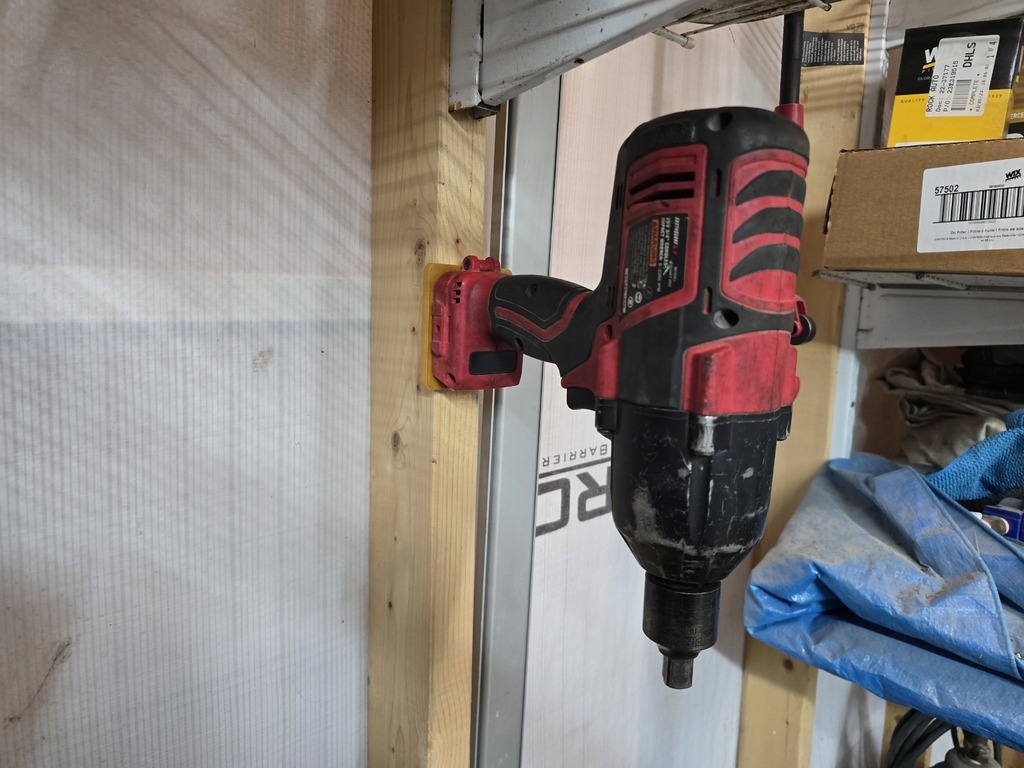 Держатель инструментов Harbor Freight 20V Earthquake XT