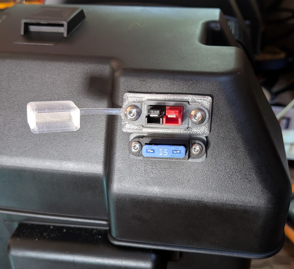 Панельный монтаж Anderson Power Poles с уплотнителем и крышкой