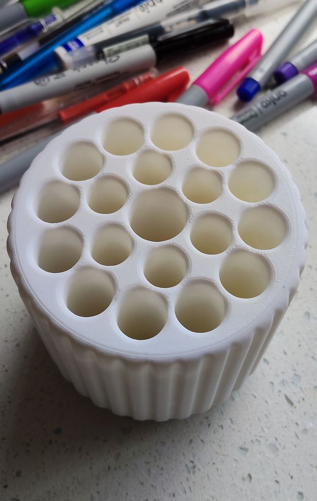 Подставка для ручек G - Разнообразные ручки