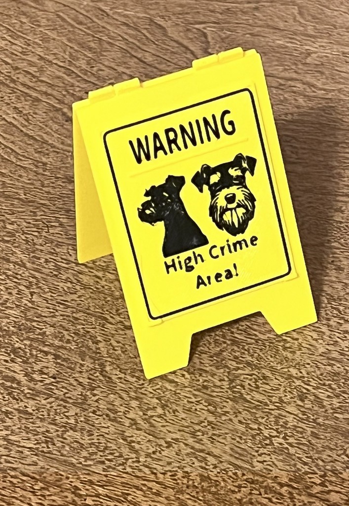 Знак «Высокая преступность: территория шнауцеров»