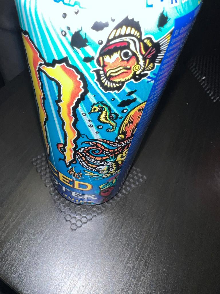 Подставка под напитки с сотами