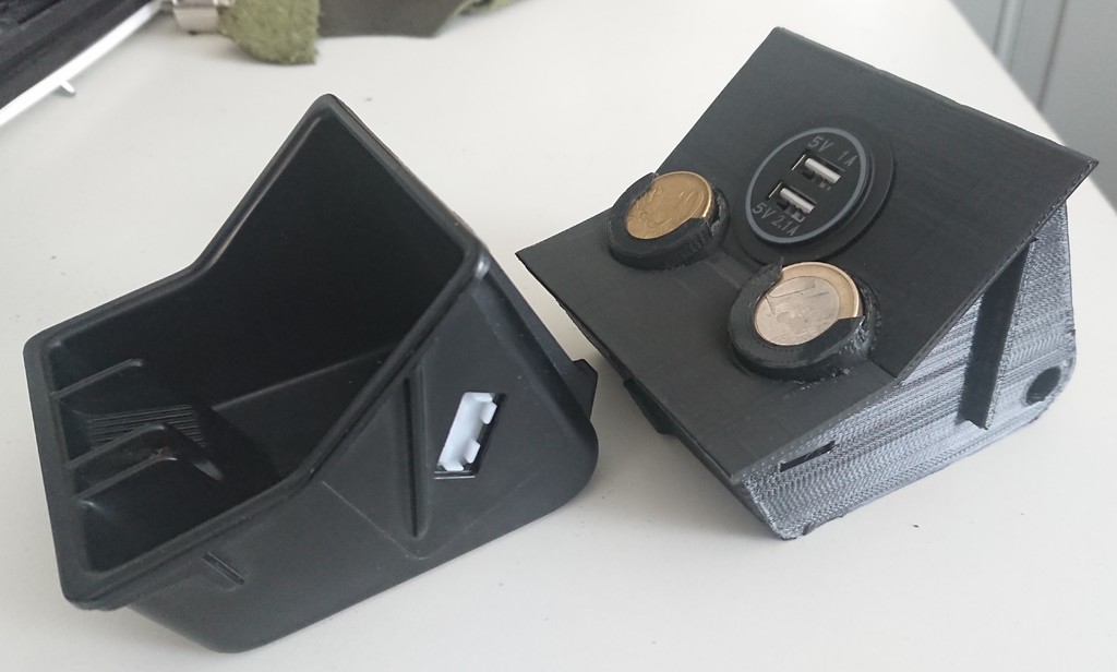 Вставка пепельницы DB W210 с USB и монетоприемником