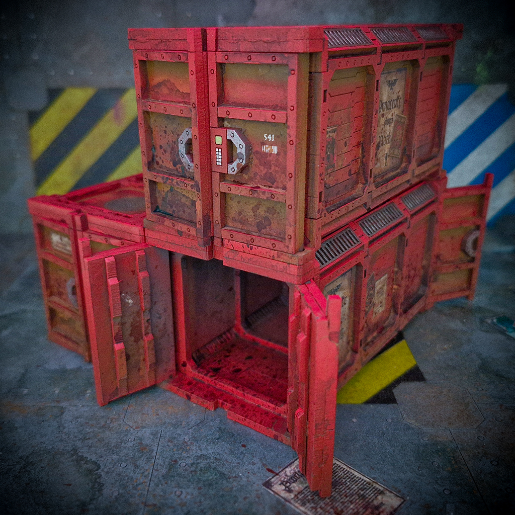 Контейнер MDF с функционирующими дверями