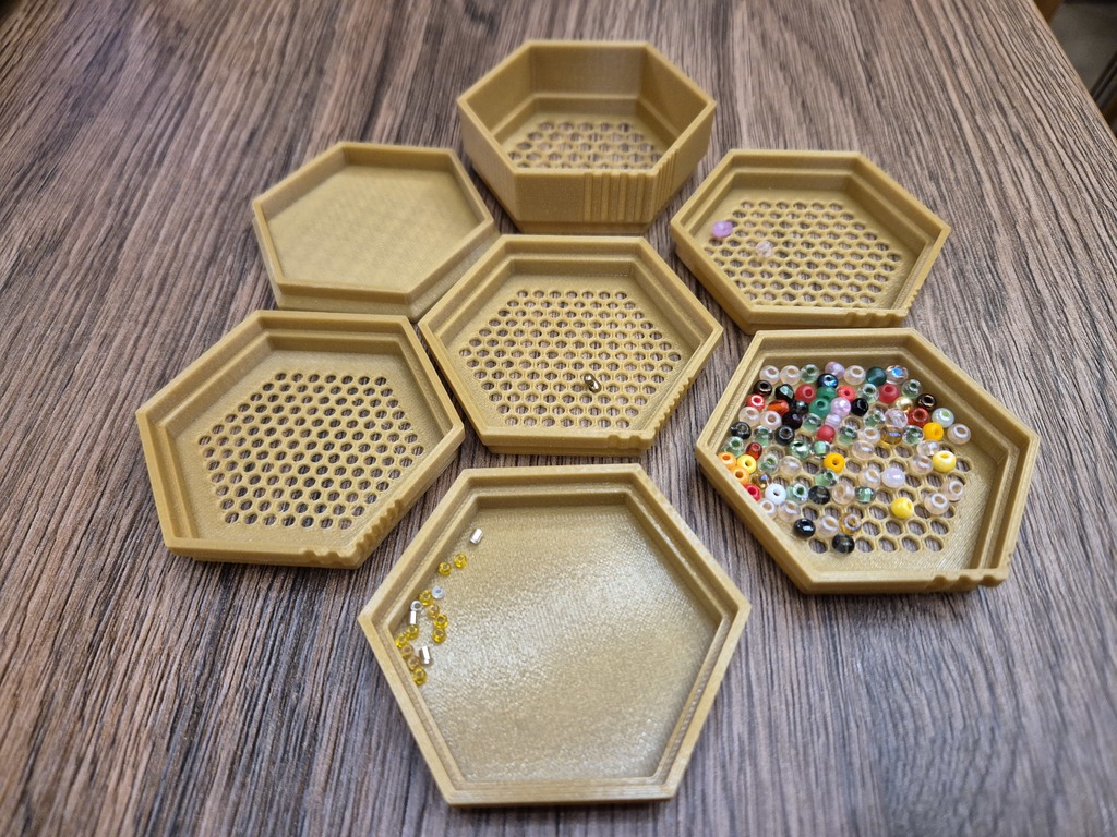 Шестичастный набор гексагональных сит для бисера