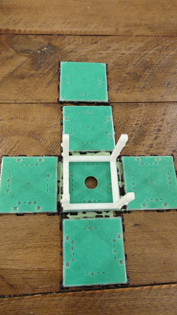 Куб Борг с направляющими для сборки