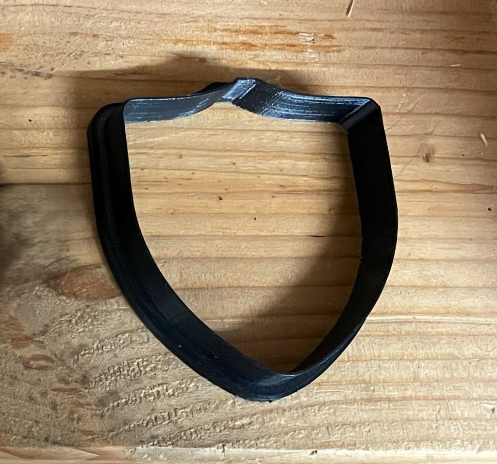 Формочка для печенья в виде щита